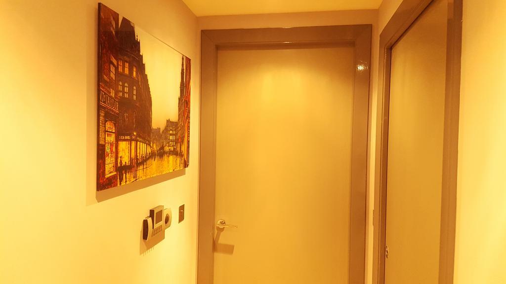 City Atmosphere Leeds  Room photo